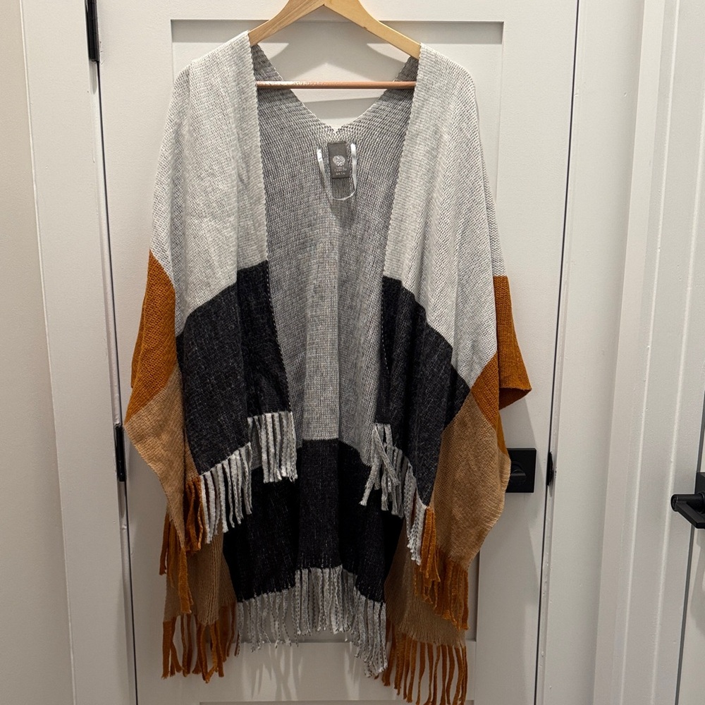 Vince Camuto - Colorblock Cardigan/Poncho with Arm Holes - One size